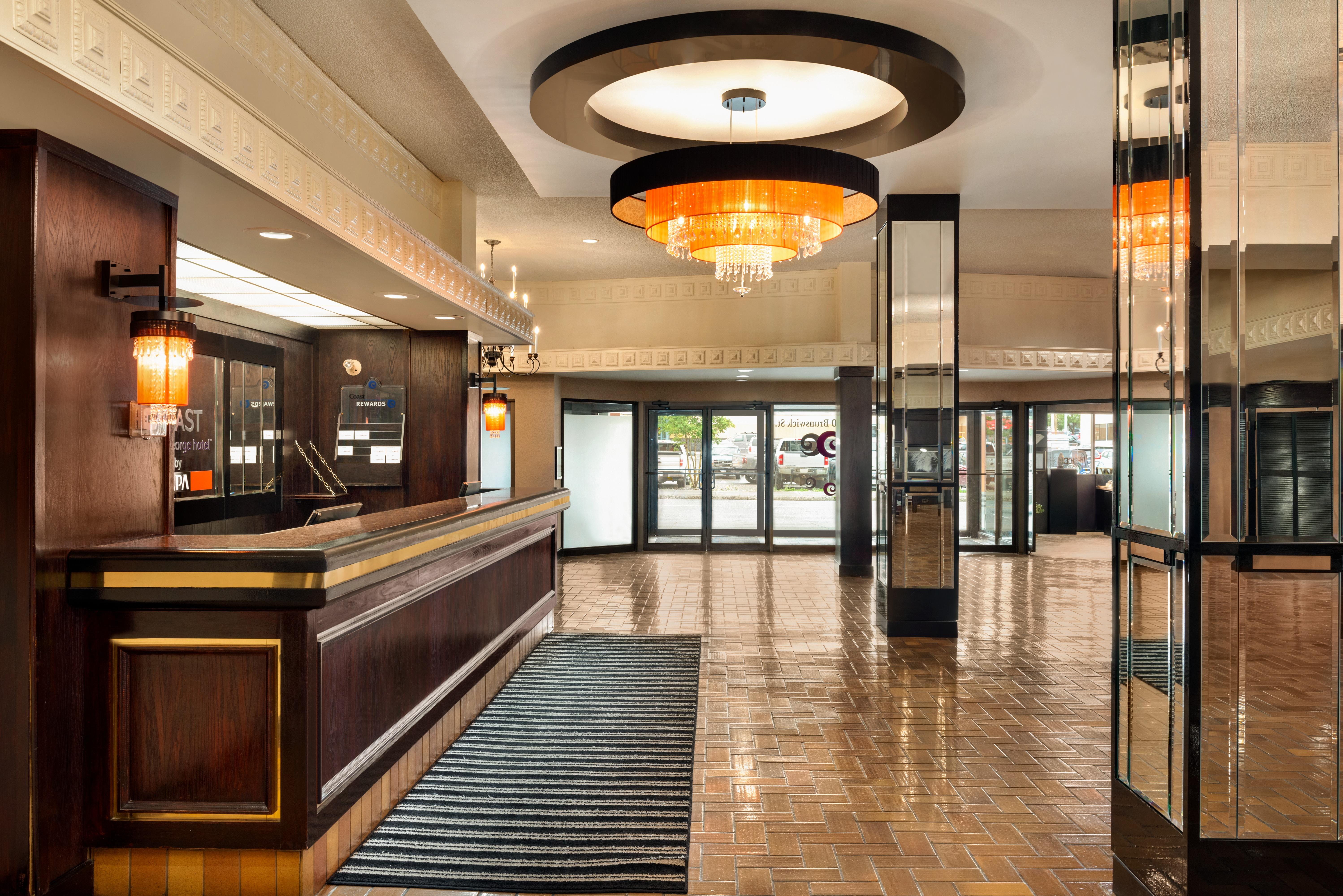 Coast Prince George Hotel By Apa Екстериор снимка