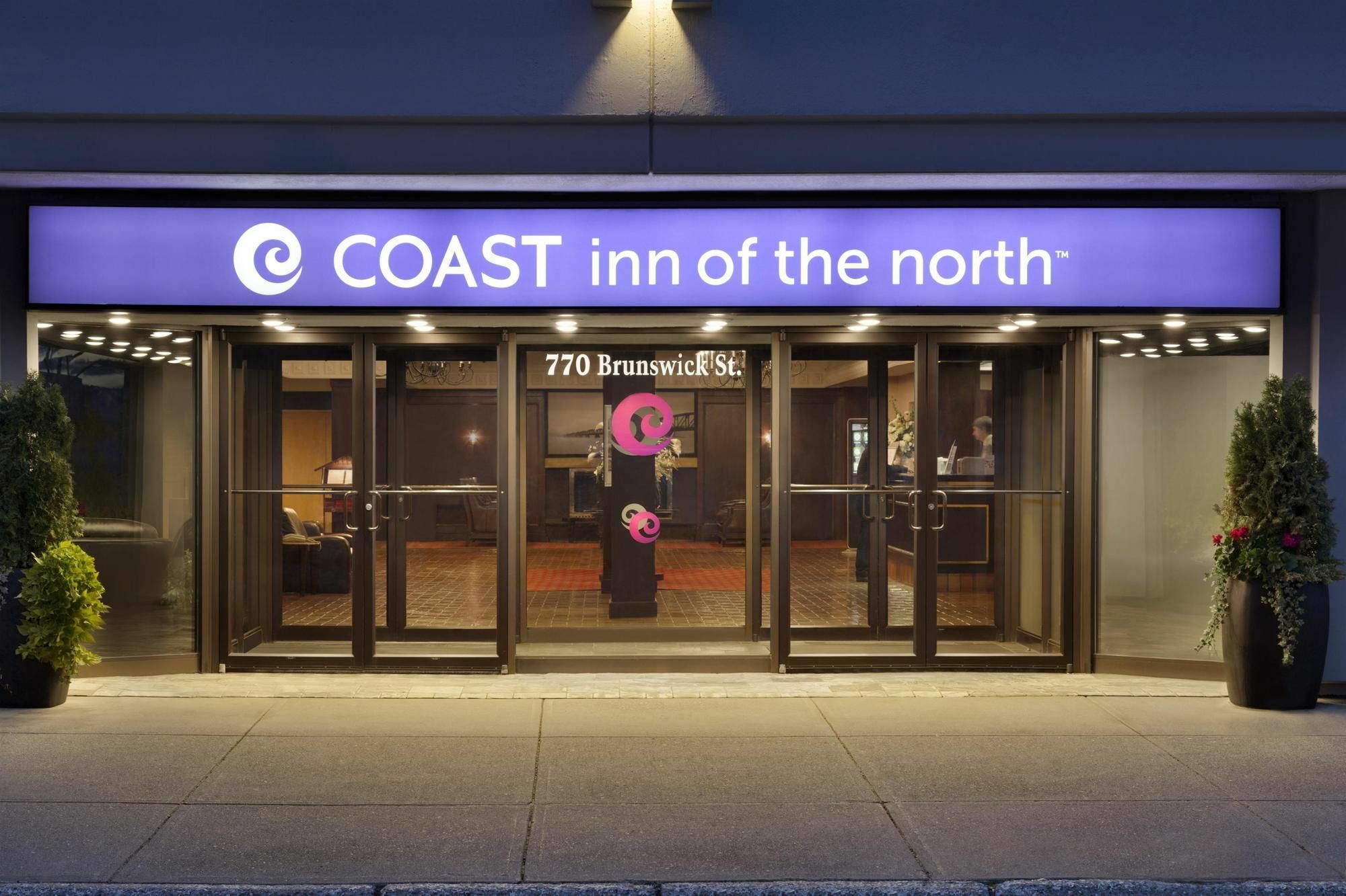 Coast Prince George Hotel By Apa Екстериор снимка