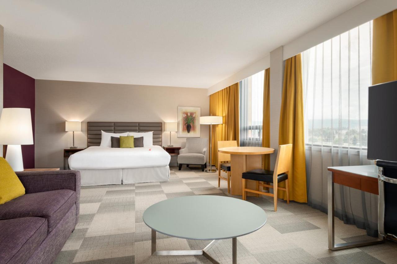 Coast Prince George Hotel By Apa Екстериор снимка